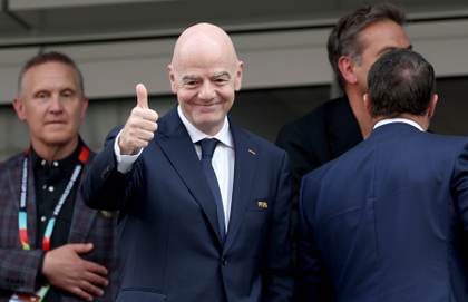 Infantino: "Estoy muy feliz de ver a Irán en el Mundial"