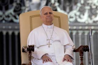 El papa pide defender la vida desde la concepción en un mundo marcado por la guerra