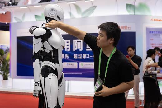 China inaugura feria de cadenas de suministro entre tensiones por dependencias globales