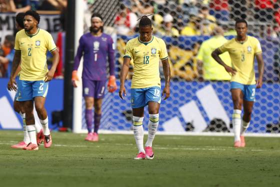 Danilo apunta a retirarse de la selección de Brasil: "Siempre estaré apoyando como un fan"