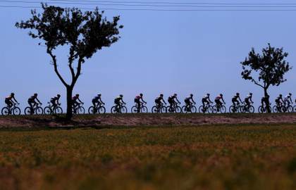 El calor extremo amenaza el futuro de competiciones estivales, como el Tour de Francia