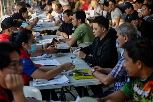 Filipinas refuerza despliegue policial tras decretar el estado de emergencia energética