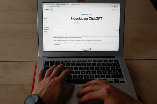Bruselas designa a ChatGPT, Reddit y Roblox como plataformas sujetas a fuertes requisitos