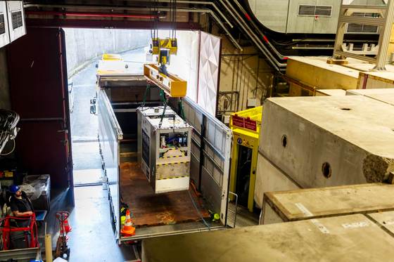 El CERN logra transportar antimateria en un camión, un hito mundial