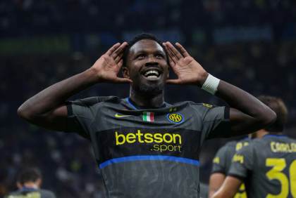 5-3. Festín de goles en San Siro con remontada del Inter ante el Udinese