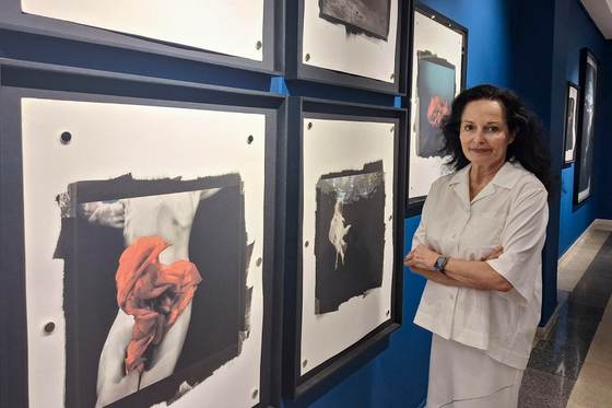 Isabel Muñoz: La fotografía transmite sentimientos, no puedes transmitir lo que no amas