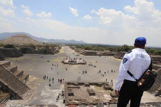 México afirma que no redujo presupuesto a seguridad en zona arqueológica de Teotihuacán