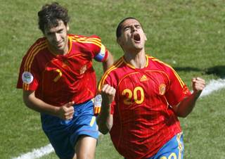 Pleno de España con Arabia Saudí: del cabezazo de Juanito a Villa, Xavi y Pedro y Cazorla
