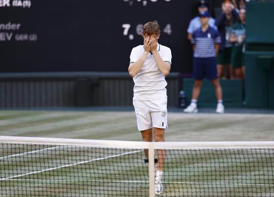 Alcaraz se queda a 5.290 puntos de Sinner y a 320 de Zverev
