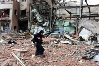 Al menos 34 muertos, incluidos siete niños, en últimos ataques de Israel y EE.UU. en Irán