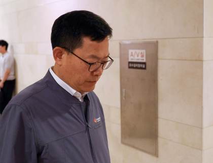 Autoridades surcoreanas registran la sede de Hanwha Aerospace tras explosión con 5 muertos