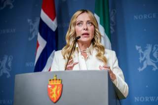 Meloni no quiere responder a provocaciones rusas y desea voz europea en guerra de Ucrania