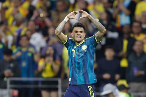 1-3. Colombia vence a Uzbekistán y toma el liderato del Grupo K