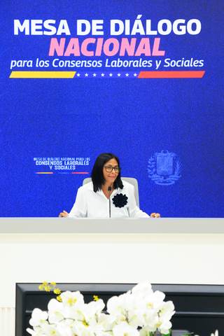 Delcy Rodríguez inicia diálogo para alcanzar consensos en material laboral en Venezuela