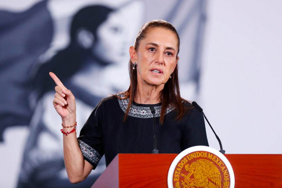 Sheinbaum asegura que la ONU pasó de criticar a "felicitar" a México por desapariciones