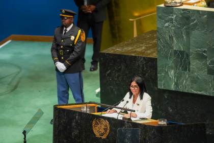Delcy Rodríguez dice en la ONU que habrá elecciones en Venezuela