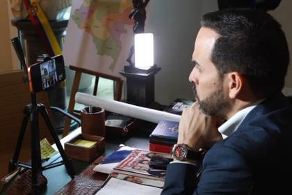 Candidato De la Espriella plantea a María Corina Machado reconstruir Colombia y Venezuela