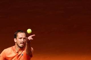 Medvedev disipa las dudas y se sitúa en octavos