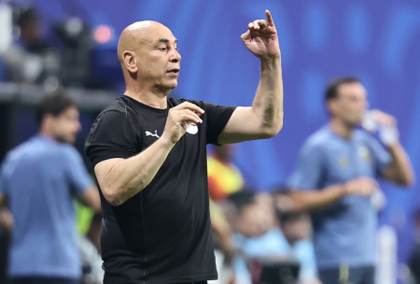 Hossam Hassan renueva como seleccionador de Egipto tras el Mundial