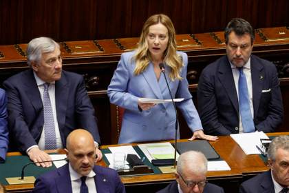 Meloni reclama a la UE un negociador para Ucrania y critica cumbres "no representativas"
