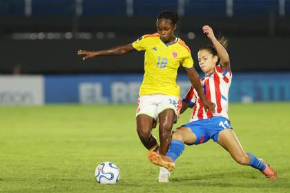 3-4. Colombia alza la Copa de Naciones de la mano de Linda Caicedo y Ana María Guzmán