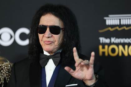 Gene Simmons lleva su filosofía del rock al cine como productor de 'Deep Water'