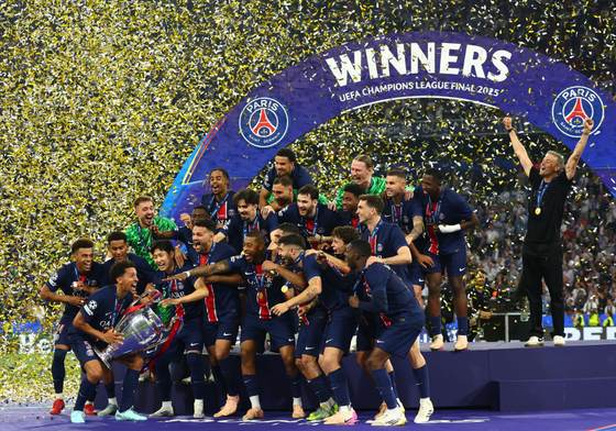 Tercera final del PSG, segunda del Arsenal