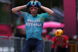 Guillermo Silva hace historia y otorga a Uruguay su primera 'maglia' rosa