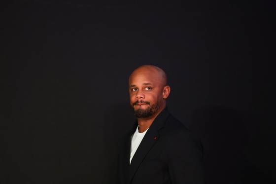 Kompany: "El PSG es un reto enorme, pero nos gustan los retos"