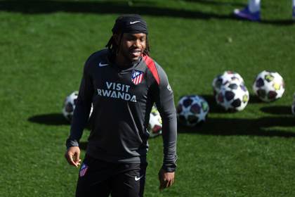 Nueve titulares y dos incógnitas en el once del Camp Nou