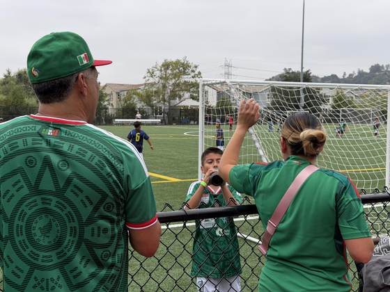 Los inmigrantes indocumentados en EE. UU., obligados a ver el Mundial desde sus casas