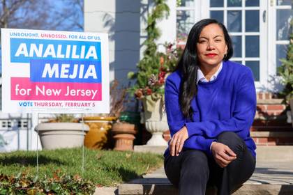 Latina demócrata gana elección para reemplazar a gobernadora de N. Jersey en el Congreso