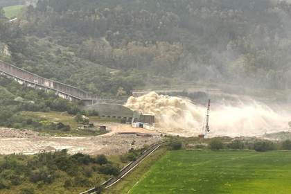 Pueblos aislados, evacuaciones y nevadas por el temporal en el centro y sur de Italia