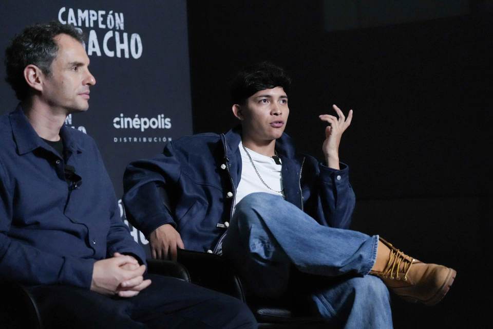 El director mexicano Jonás Cuarón: "Tengo una necesidad de generar héroes latinos"