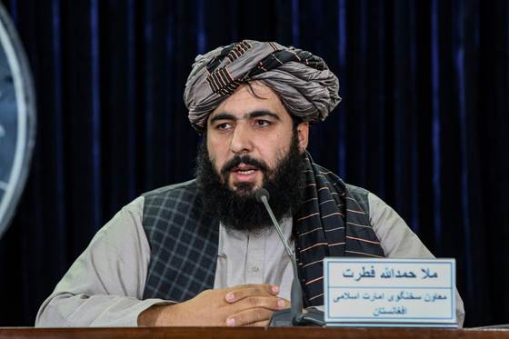 Los talibanes lanzan nuevos ataques de represalia contra Pakistán en la frontera común