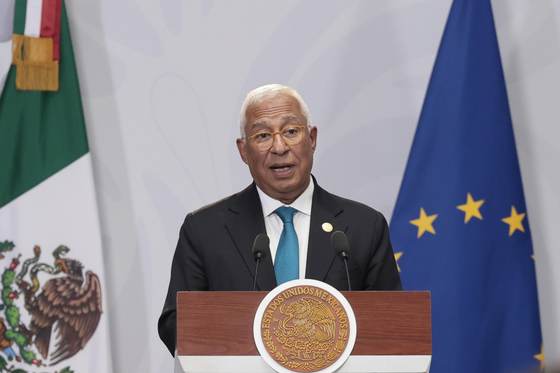 México y la UE relanzan alianza estratégica ante "creciente turbulencia" global