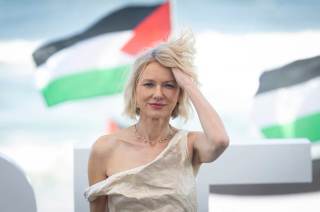 Naomi Watts alerta en San Sebastián sobre la escalada de odio: "Me da miedo lo que ocurre"