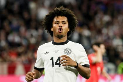 Adeyemi aterriza en Barcelona para cerrar su fichaje por el Barcelona