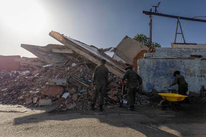 Aumentan a 4.930 los muertos por los terremotos del 24 junio en Venezuela