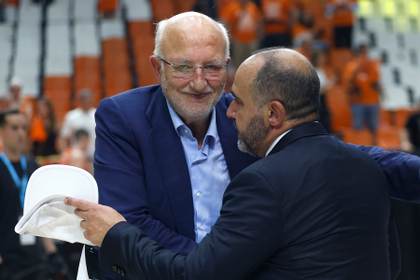El Valencia Basket explora todas las opciones aéreas para que su júnior vuelva a España