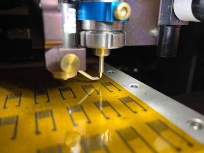 Neuronas impresas se comunican con las células cerebrales vivas