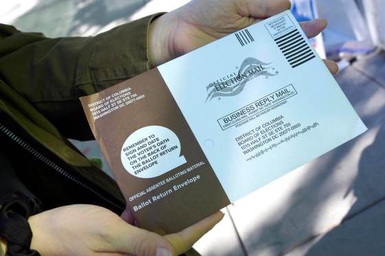 El voto latino gana peso en EE.UU. con la economía como principal preocupación