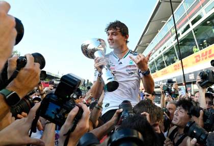 Antonelli conquista Monza y llegará al Madring con medio Mundial en el bolsillo