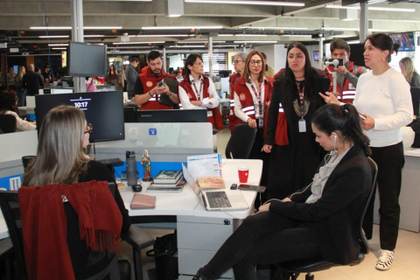 El Gobierno colombiano hace inspecciones a medios de prensa tras denuncias de acoso sexual