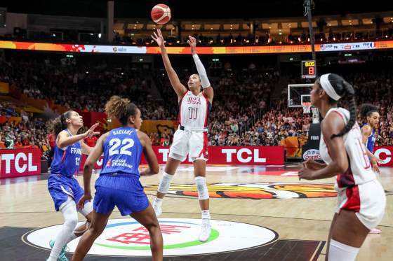 97-79. La 'invencible' Estados Unidos no cede el trono Mundial