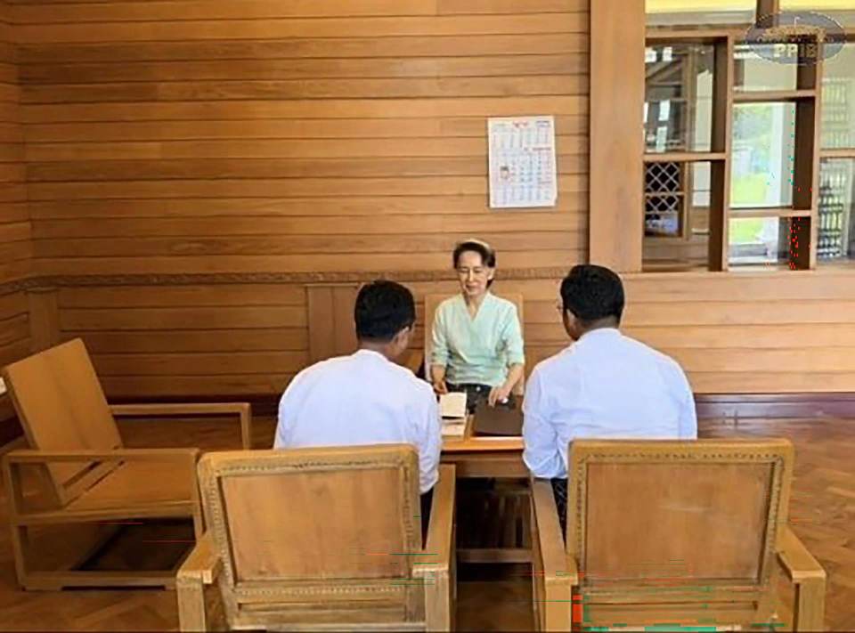 El Gobierno militar de Birmania publica nuevas fotografías de Aung San Suu Kyi