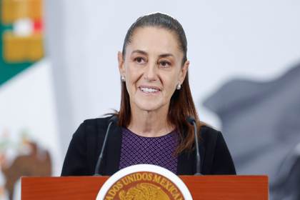 México envía un nuevo barco con ayuda para "aminorar el sufrimiento" del pueblo cubano