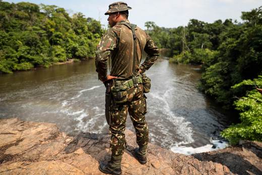 Informe advierte que economías ilegales aceleran la violencia y destrucción en la Amazonía
