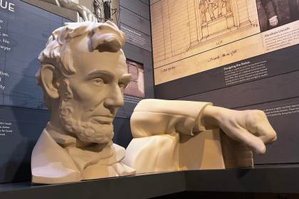 El Monumento a Lincoln en Washington abrirá al público su histórico espacio subterráneo