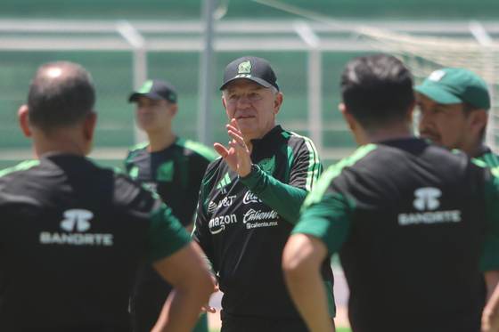 México arranca preparación para duelo ante Portugal en reapertura del Azteca